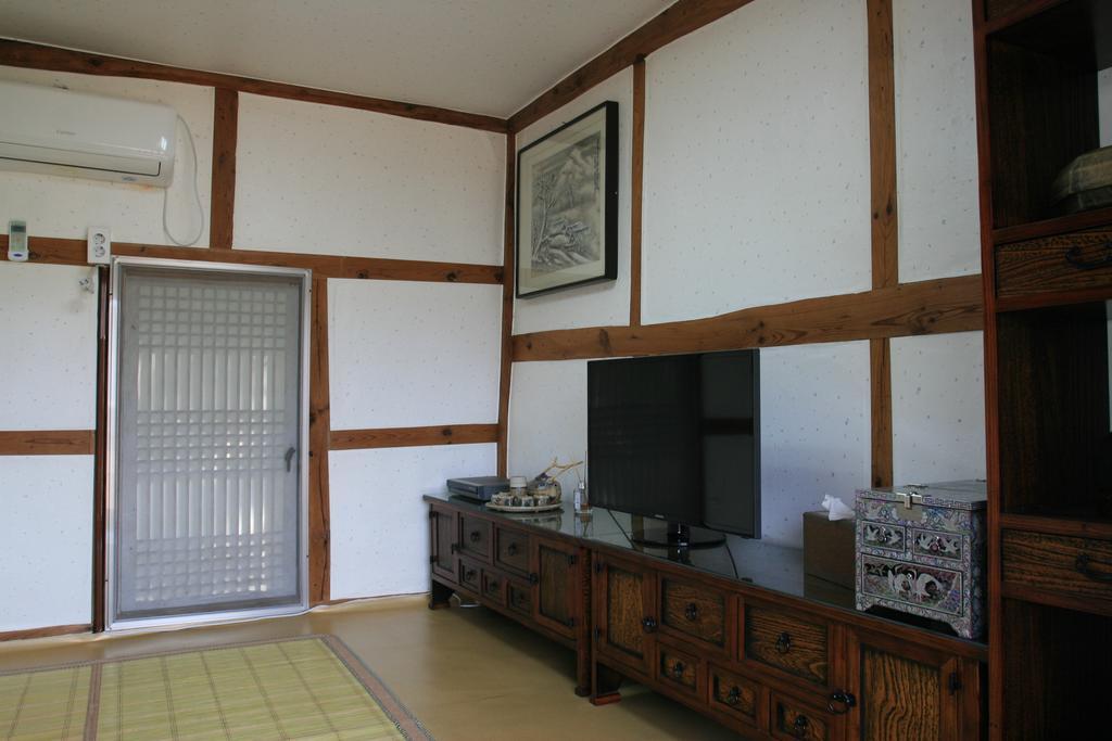 Jinrae Lee'S Traditional House Boseong Luaran gambar