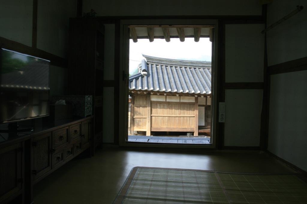 Jinrae Lee'S Traditional House Boseong Luaran gambar